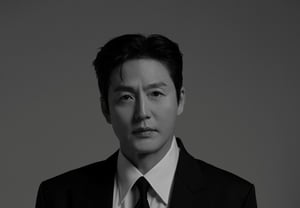 [Oficial] Lee Jeong-jin anuncia nuevo comienzo... firma contrato exclusivo con Billionaire