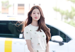 Jang Won-young, truly a human cherry [★Photo]