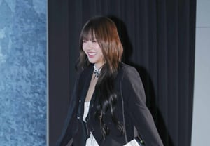 池智媛“轻快的步伐”[★照片]