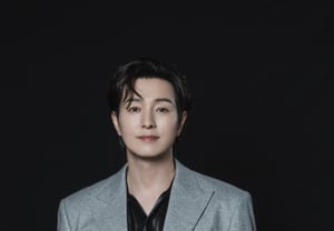 Jung Sung-il, 'Visuals that Captivate Female Audiences' [★Photo]