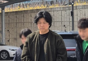 'Cannabis' Kim Ba-da, Expected to Return While Not Detained..Kim Jong-seo Publicly Offers Support in Handwritten Letter Promising to Repay with Music [Star Issue]