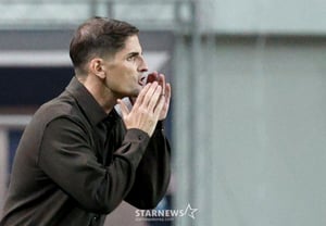 La selección de fútbol de Corea del Sur disputó un partido amistoso contra Uruguay el día 28 en el Estadio Mundialista de Seúl.