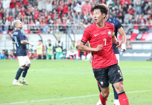 [Photo] Son Heung-min says, "Thank you, Kang-in"