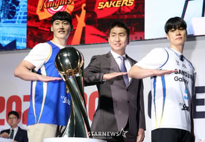 [Foto] Choi Hyun-min, Kim Sang-sik y Han Ho-bin: "El tiempo de Samsung"