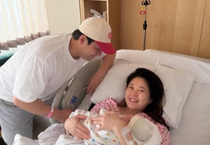 'キム・ヘジュン♥' キム・スンヘ、今日(29日) '双子' を抱きしめた..「自然分娩成功」 [スター・イシュー]