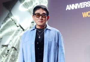 「ライブの帝王」イ・スンチョル、デビュー40周年 [★フォト]