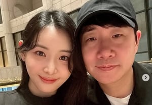 Kim Da-young, vợ của Bae Sung-jae, xác nhận thai kỳ với bụng phồng ra... "Hy vọng có ba con gái" [Star Issue]