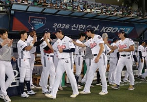 斗山の「7G弾」が本日（30日）勝利すればポストシーズン進出が確定 「先発ラインナップ公開」セベリーノ6番 [蚕室現場]
