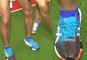 Corrió los 42,195 km con unas zapatillas "empapadas en sangre": «Creía que tenía una piedra dentro...» El espíritu de lucha de Park Min-ho brilló más que la medalla [Juegos Asiáticos de Aichi y Nagoya]