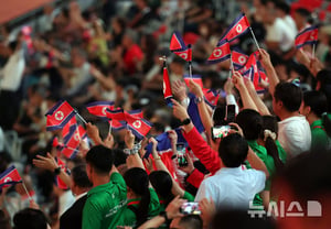'Thảm họa tệ nhất AG' - Quốc ca Bắc Triều Tiên vang lên trước mặt các chiến binh Thái Cực "Thủ phạm là công ty Pháp"... Thay vì xin lỗi, lại "giữ bí mật" cắt đuôi [AG Aichi Nagoya]