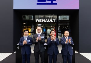 Renault Korea Opens Busan Flagship Showroom 'Renault Dongnae'… Declares Launch of 'Busan New Tech Center' in 2027