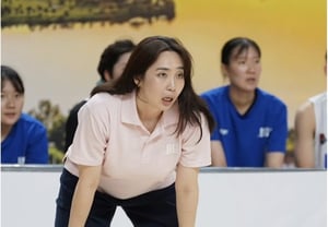 [On-site Interview] "I want to be like Coach when I go pro" — A 'Commander of Total Victory' Moved to Tears by a Single Word from Her Player... "I Feel Proud and Touched; I Want to Become a Mentor Like an Older Sister"