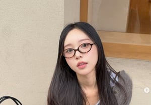 «Park Sung-gwang ♥» Lee Sol-i, ante las especulaciones de «¿quizás esté embarazada?», responde: «Estoy en tratamiento con quimioterapia, por lo que es difícil»… Desmiente también los rumores tras negar la «hipótesis del divorcio» [Star Issue]