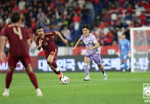 “情况不妙”韩国国家足球队气氛崩塌 “必须埋头苦拼”→“未来都看不清……”