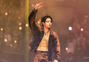 'OUR GOLDEN SUPERSTAR' 防弾少年団ジョングクのファンBTS南米ツアーサポート