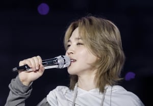 "Papacito!" Completely smitten… BTS's Jimin takes the first shining step of his South American tour while receiving birthday wishes