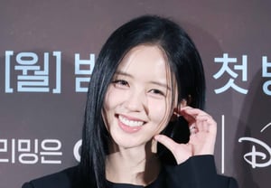 Última obra del difunto director An Pan-seok... Kim So-hyun, antes del estreno de 'Yeon Ae (Dr.)', expresa su duelo: "Siento una profunda pena y nostalgia"