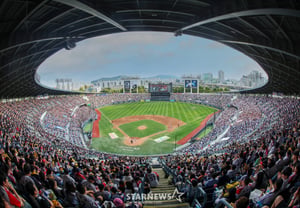 [Official] KBO Finally Writes New History! First-Ever Record of Eight Teams Surpassing 10 thousand won Fans, How Was the Regular Season All-Time Attendance Record Achieved?