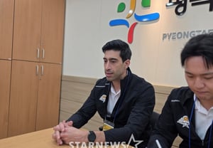 学习韩语,从称赞朴哲宇开始……拉米雷斯KB保险队主教练向韩国教练们表达敬意:“我不是来分享的,而是来增加的”