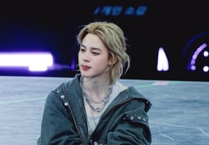 «HAPPY JIMIN DAY»: фанаты BTS устраивают в Сеуле и Пусане масштабные праздничные мероприятия в честь дня рождения Чимина