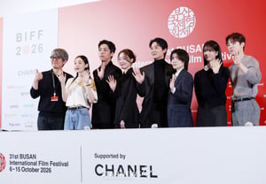 Key figures of "Day and Night Are for Each Other," the opening film of BIFF [★Photo]