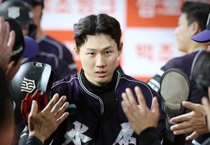 「優勝」KTの翌日、チェ・ウォンジュンが「歴代3番目の200安打」を達成した！ キウム 10-1 大波→7連勝疾走 [高尺現場レビュー]