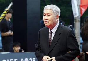 林权泽导演出席釜山国际电影节[★图片]