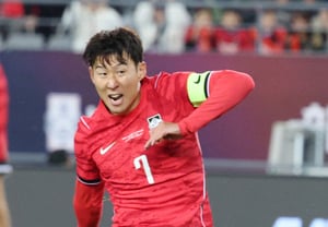 [Ảnh] Son Heung-min 'Lúc sút bóng, cảm giác ghi bàn'