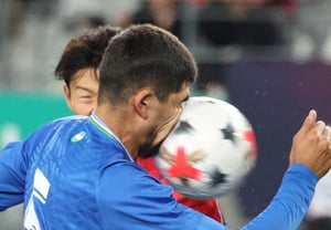 [Photo] How powerful is Son Heung-min's shot?