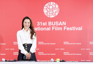 15年ぶりに「釜山国際映画祭」を訪れたミシェル・ヨー [★フォト]