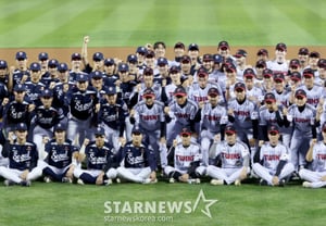 LG-Doosan 'Final' Regular Season Jamsil Derby Kicks Off → Pre-game Moments Together, 'Starting Lineups Revealed': Who Will Claim the Multi-Win Title? Im Chan-gyu vs. Choi Min-seok [Jamsil On-Site]