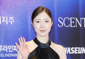 Yoon Seol, belleza elegante [★Fotos]