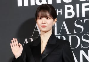 Jeon So-young, belleza impecable y elegante [★Fotos]