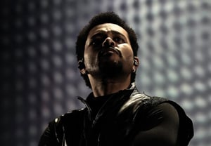 «Beautiful Korea, люблю тебя»: The Weeknd признаётся в любви фанатам из Южной Кореи с треком, в котором участвует Дженни [Сцена со звёздами]