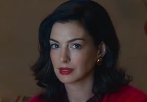 Anne Hathaway Takes No. 1 Again, Secures Her Spot as the "2026 Box Oh Pi-seu-ui (여왕)"... Thriller "Verity"