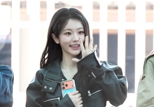QWER's Chodan, "Refreshing Smile" [★Photo]