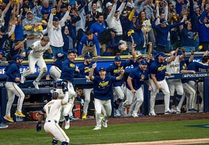 "Song Seong-min's team vs. Kim Hye-seong's team matchup falls through!" Korean fans lament... MIL, SD defeated on the road → LAD and NLCS clash confirmed