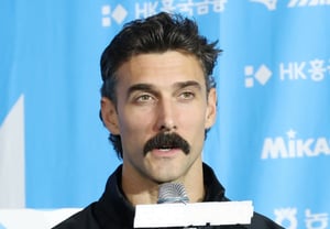 [Foto] Russell: "La celebración del bigote continúa"