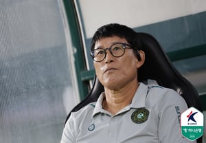 「昇格が急務のイーランドに冷水作戦」アンダードッグの金浦コ・ジョンウン監督「沈んだ後にカウンターアタック」を予告 [金浦現場]