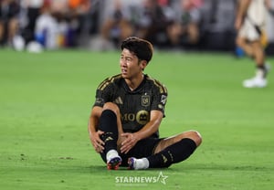 “逼出红牌”却难破僵局，孙兴慜憋屈到极点……洛杉矶FC在糟糕的比赛中与“10人”温哥华白帽1-1战平