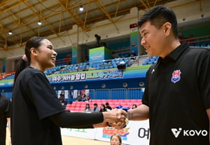 Kim Young-rae, director interino de la Corporación de Autopistas de Corea, se enfrenta "como rival" a Tanacha: "Me siento extraño" [En Yeosu]