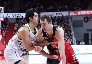 [Foto] John Mooney: "No puedo soportar a Tamayo"