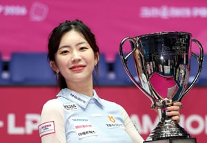 'Nữ sinh đại học xinh đẹp làm bán thời gian ở quán billiard' → Vô địch lần đầu sau 1497 ngày ra sân chuyên nghiệp... "Liệu tôi có thể làm được không" Soobin Jung vượt qua nghi ngờ với bùng nổ phát triển [Hiện trường Goyang]
