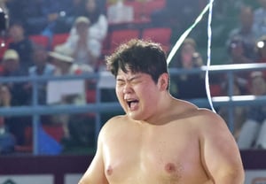 El prodigio del ssireum (lucha coreana tradicional) Kim Min-jae, de 'Physical: Asia', conquista la categoría Baekdu en el 'Torneo de Campeones de Chuseok de Goeosan' y logra su 22.º título en la historia