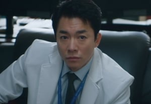 Kim Young-min's shattered ego in front of Kim Ji-won in "Doctor X"