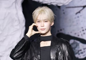 Seong Han-bin, striking outfit and cute cheek heart [★Photo]