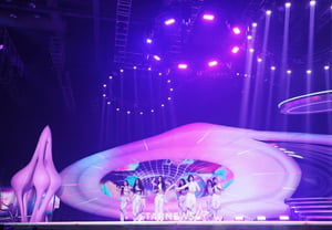 A2O Lite's "Stunning Debut Stage" [★Photo]