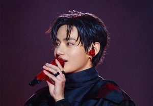 Chiếc nhẫn ngọc của bà ngoại cũng trở thành item thời trang...V của BTS 'Jade Core' nổi tiếng nóng hổi