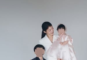 Era una bebé prematura de 1,9 kg... Lee Si-young, su segunda hija criada en solitario ha crecido mucho: "Felicidad" [Star Issue]