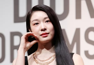 'コウリム♥' キム・ヨナ、1ヶ月で再び妊娠説..所属事務所「妊娠ではない" [公式]